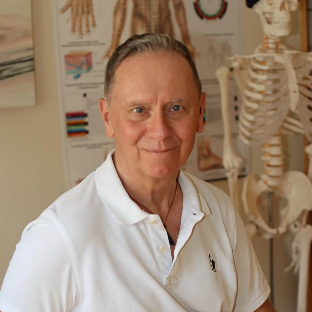 Helmut Mücke - Wellness-Trainer ⁄ Trainer im präventiven Gesundheitssport ⁄ Lehrer für Fitness, Gesundheit und Sportrehabilitation ⁄ Trainer-A-Lizenz.